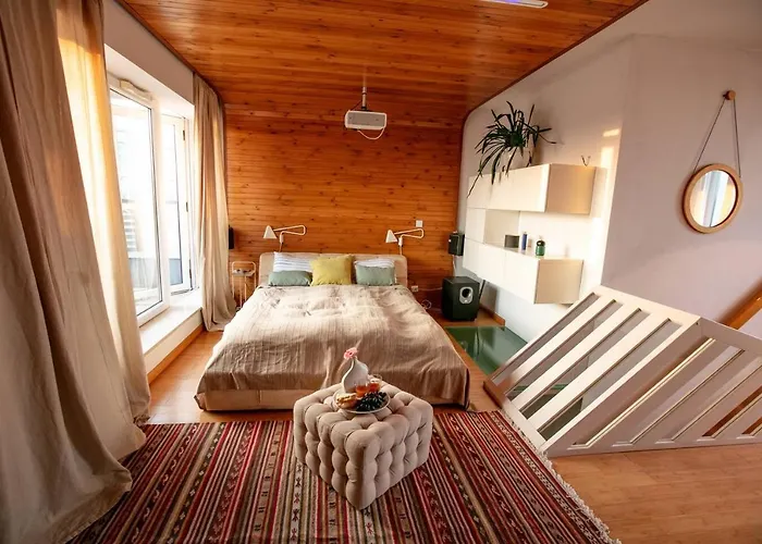 Dwupoziomowy, Rodzinny Apartament. Ochrona, Garaz.