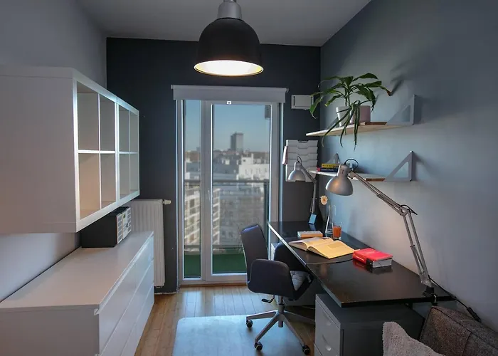 Dwupoziomowy, Rodzinny Apartament. Ochrona, Garaz.