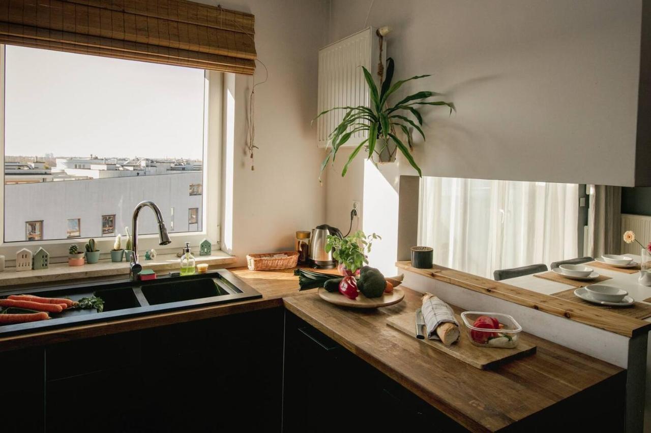 Dwupoziomowy, Rodzinny Apartament. Ochrona, Garaz.