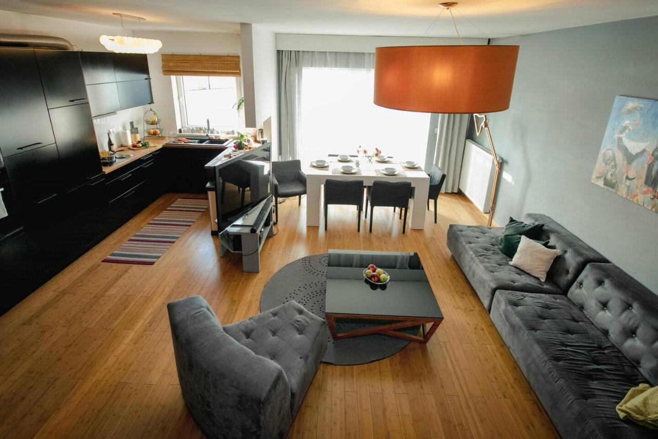 Dwupoziomowy, Rodzinny Apartament. Ochrona, Garaz. Apartment